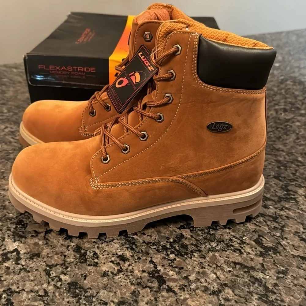 Lugz Empire HI Workboot NIB 9.5